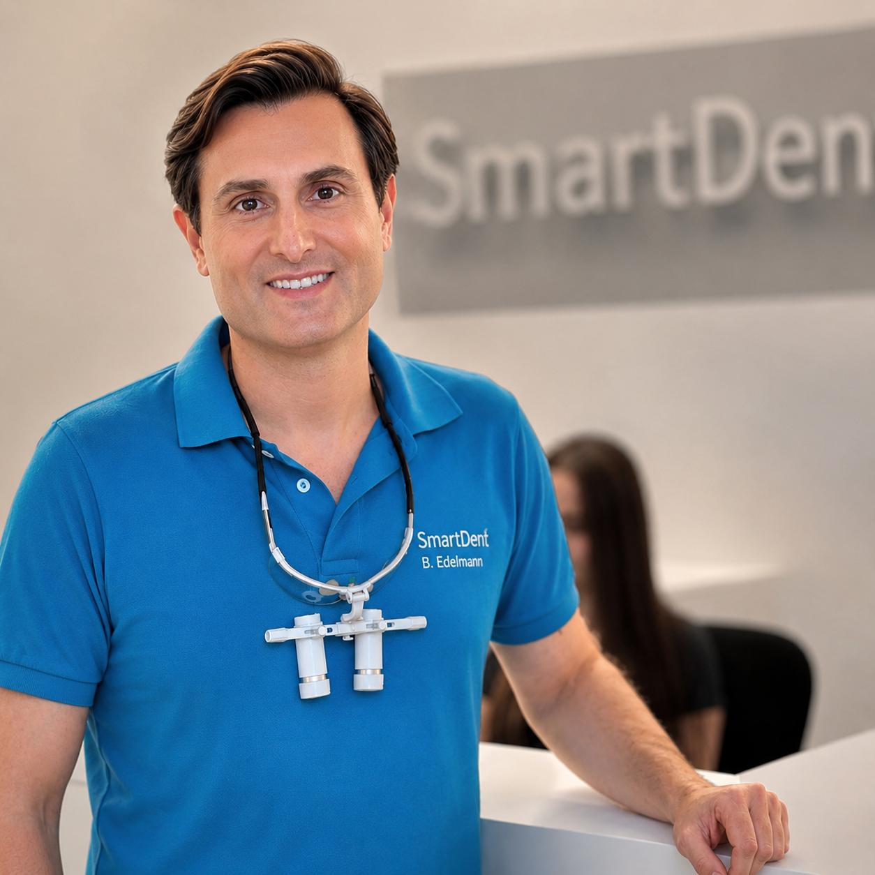 Boris Edelmann, Zahnarzt und Oralchirurg bei SmartDent Roermond